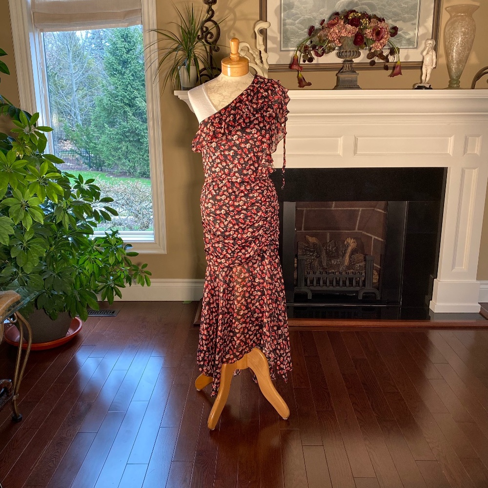 🌻NWOT - dRA One Shoulder Maxi Dress, NEVER WORN🌻